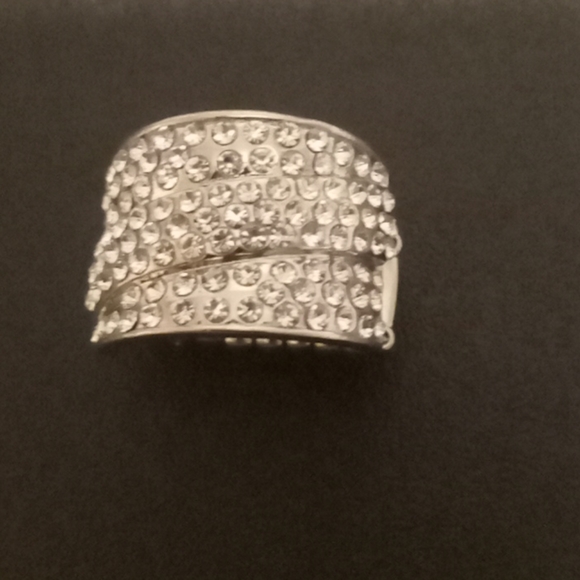 Ring - Picture 4 of 5